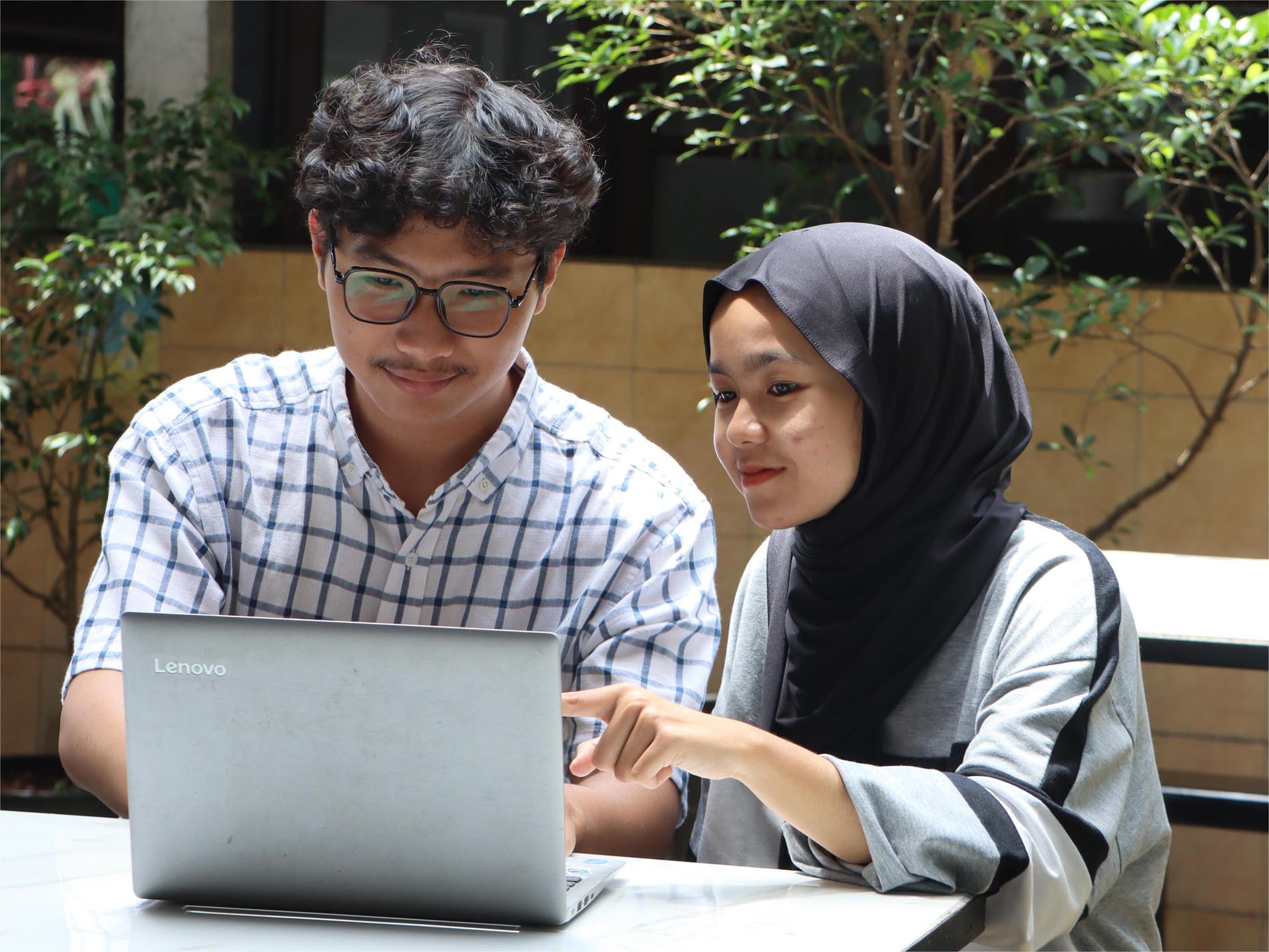 digital_bisnis_s1_image