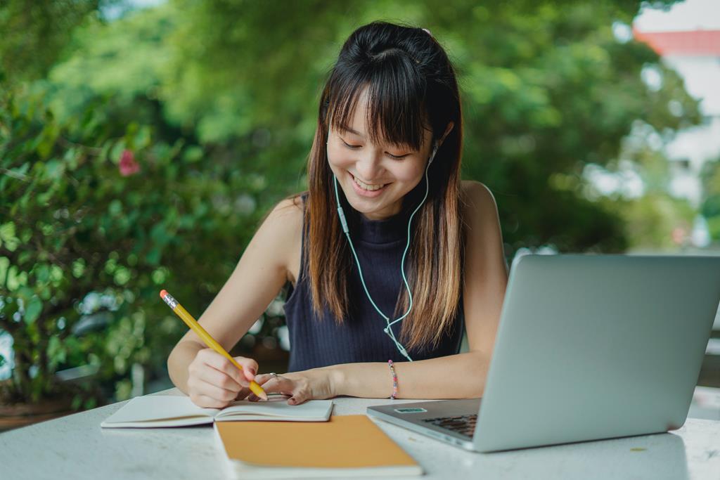 Trik Membedakan Main Idea dan Detail di Reading