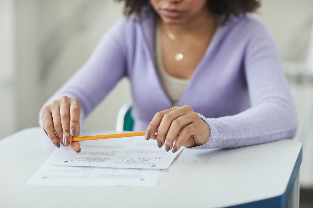 Apa Itu Tes TOEFL? Tips Memaksimalkan Skor dalam Waktu Singkat