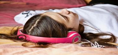 Deep Sleep Music: Teman Terbaik untuk Istirahat Maksimal