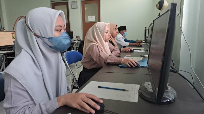 Meningkatkan Kesiapan Ujian Melalui Tryout Online Simulasi Soal Perawat